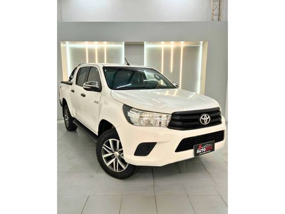 TOYOTA HILUX 2.8 POWER PACK 4X4 CD 16V DIESEL 4P MANUAL TOYOTA HILUX 2.8 POWER PACK 4X4 CD 16V DIESEL 4P MANUAL